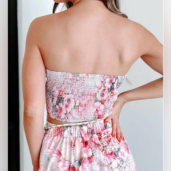 *NEW* ✨STUNNING✨ from NanaMacs Beautiful Purpose Floral Two-Piece Set - Picture 3 of 5